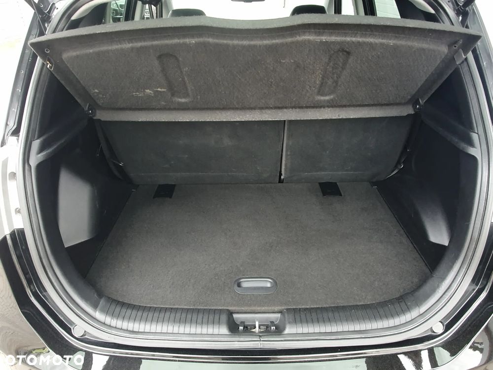 Hyundai ix20 - 28