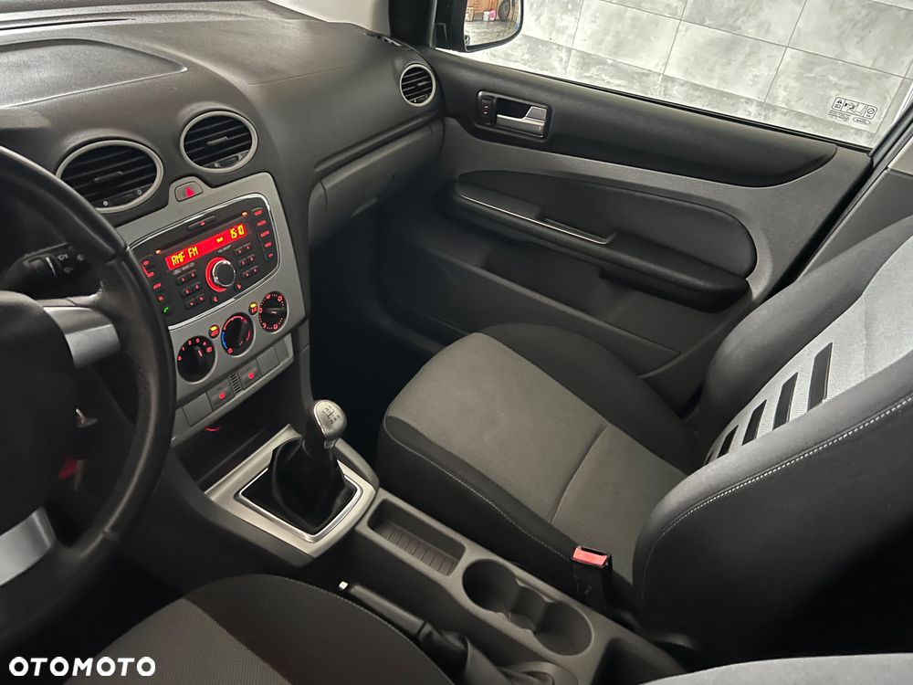 Ford Focus 1.6 TDCi Trend ECOnetic - 10