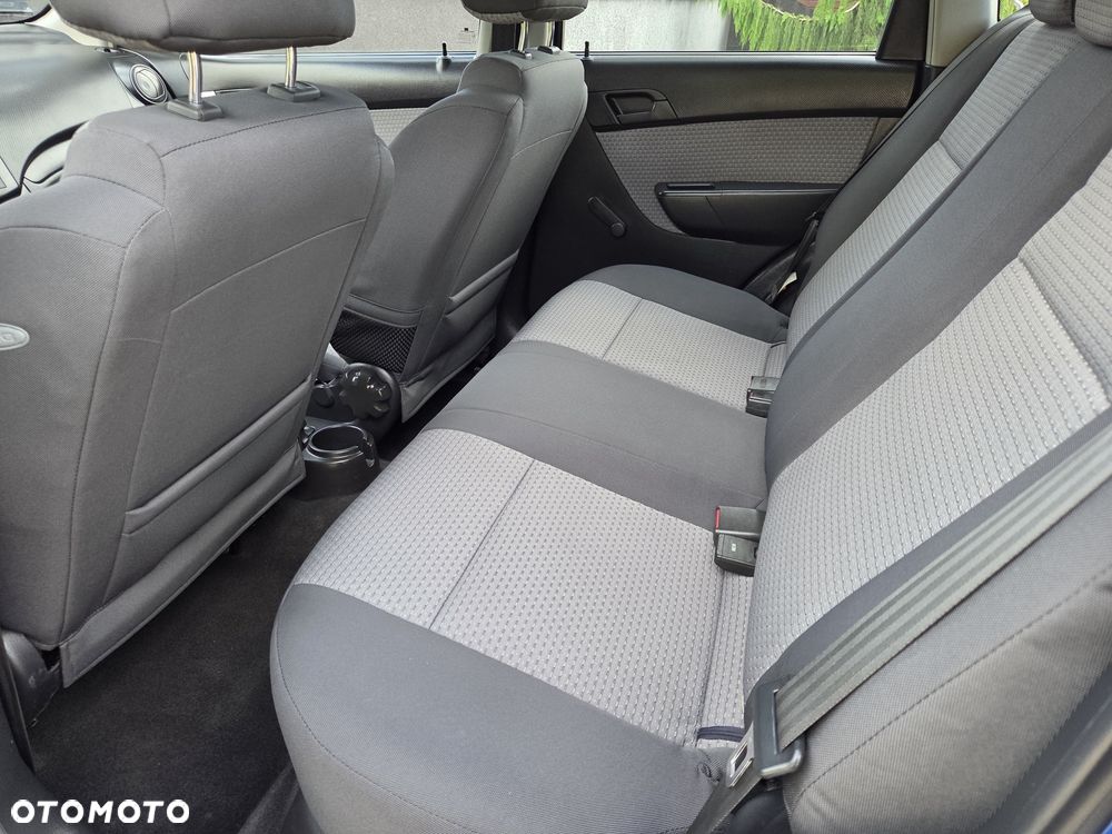 Chevrolet Aveo 1.2 16V LT - 14