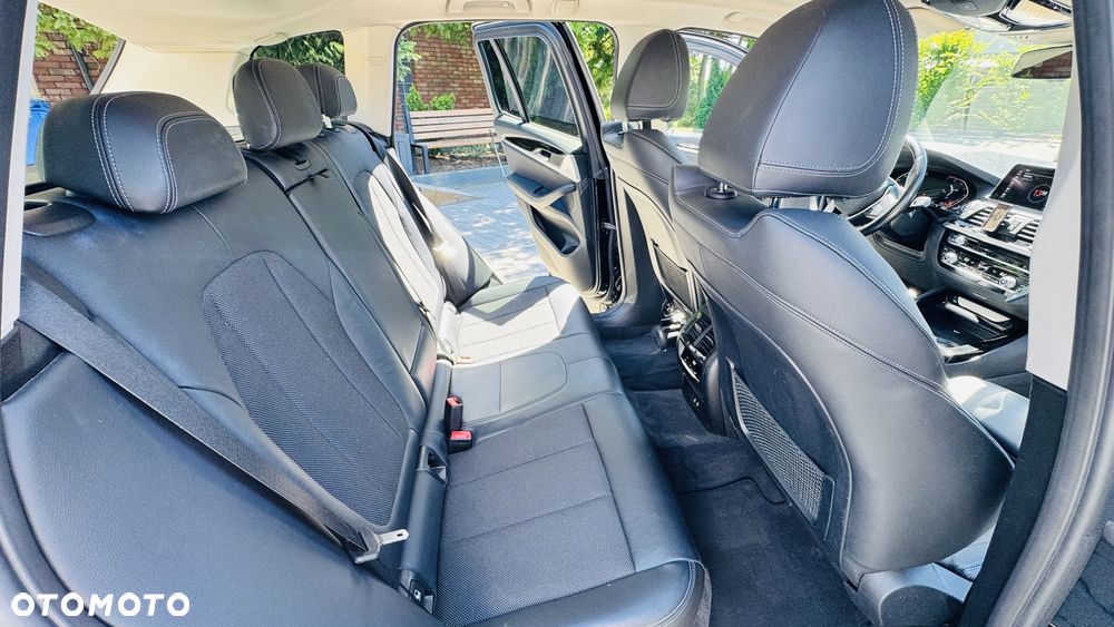 BMW X3 xDrive20i xLine - 13