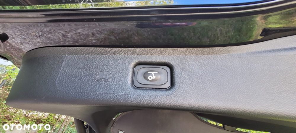 Ford S-Max - 19