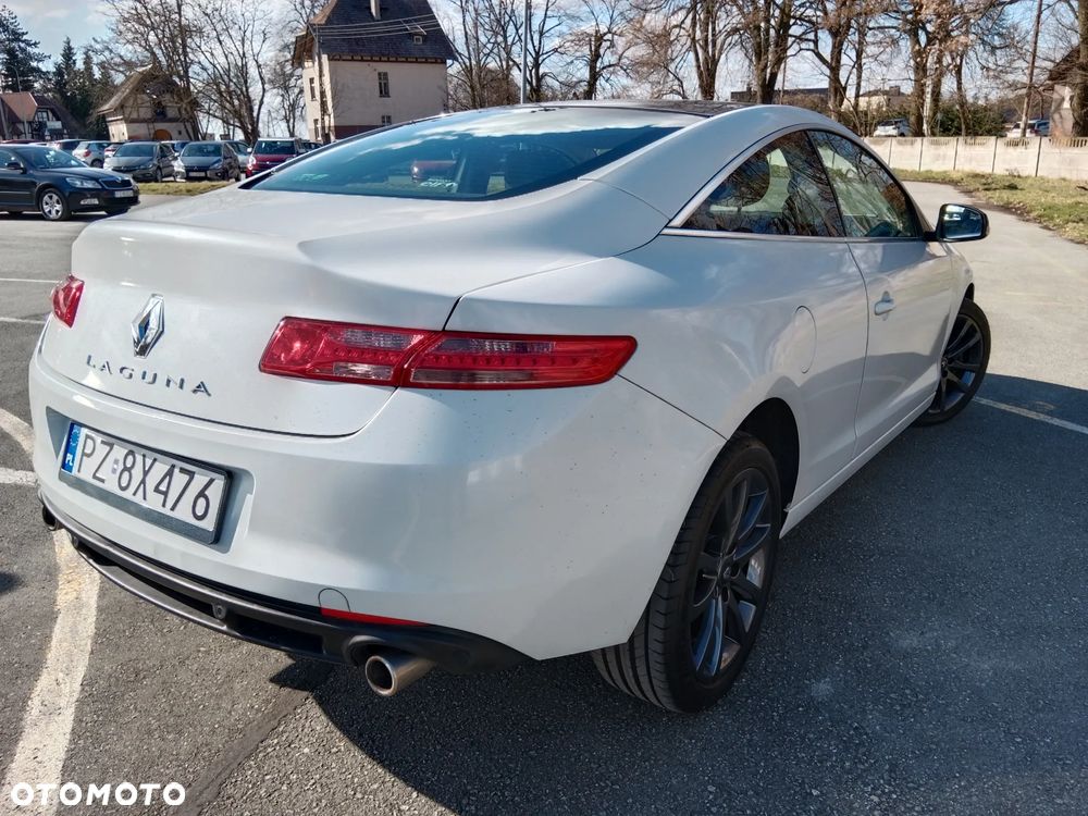 Renault Laguna 2.0 dCi Monaco GP2 - 6