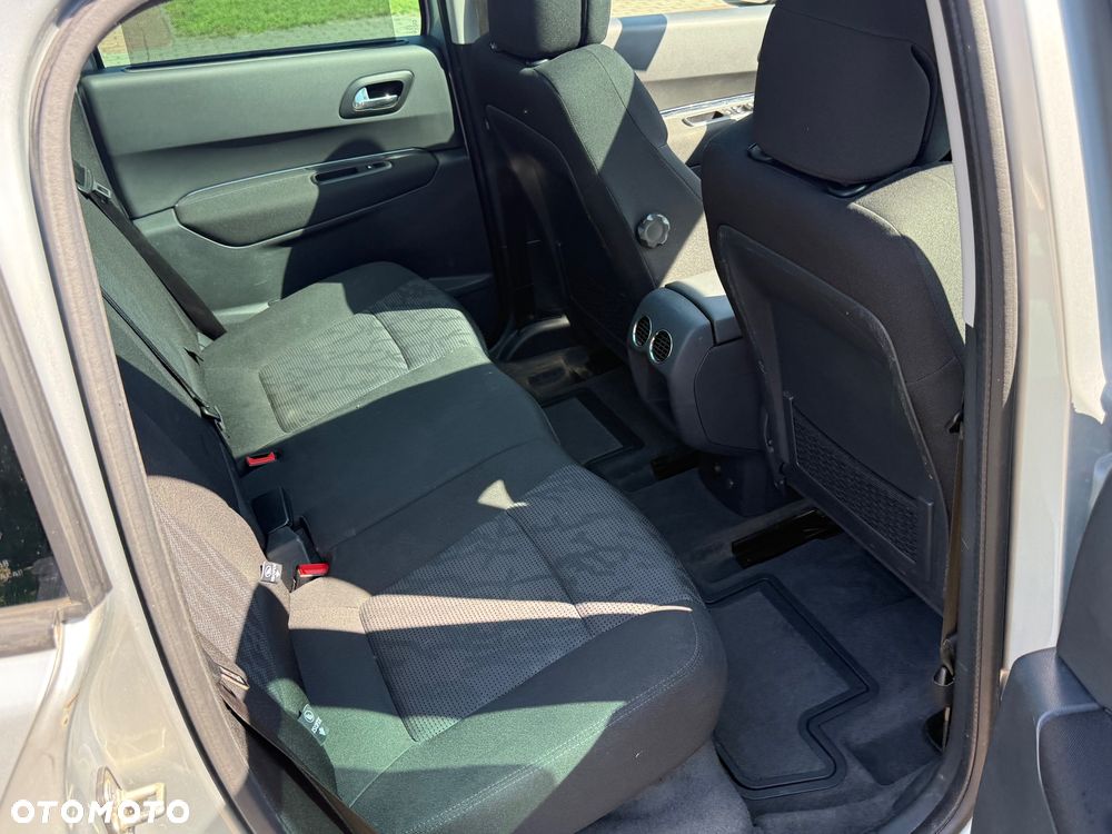 Peugeot 3008 1.6 HDi Premium - 15