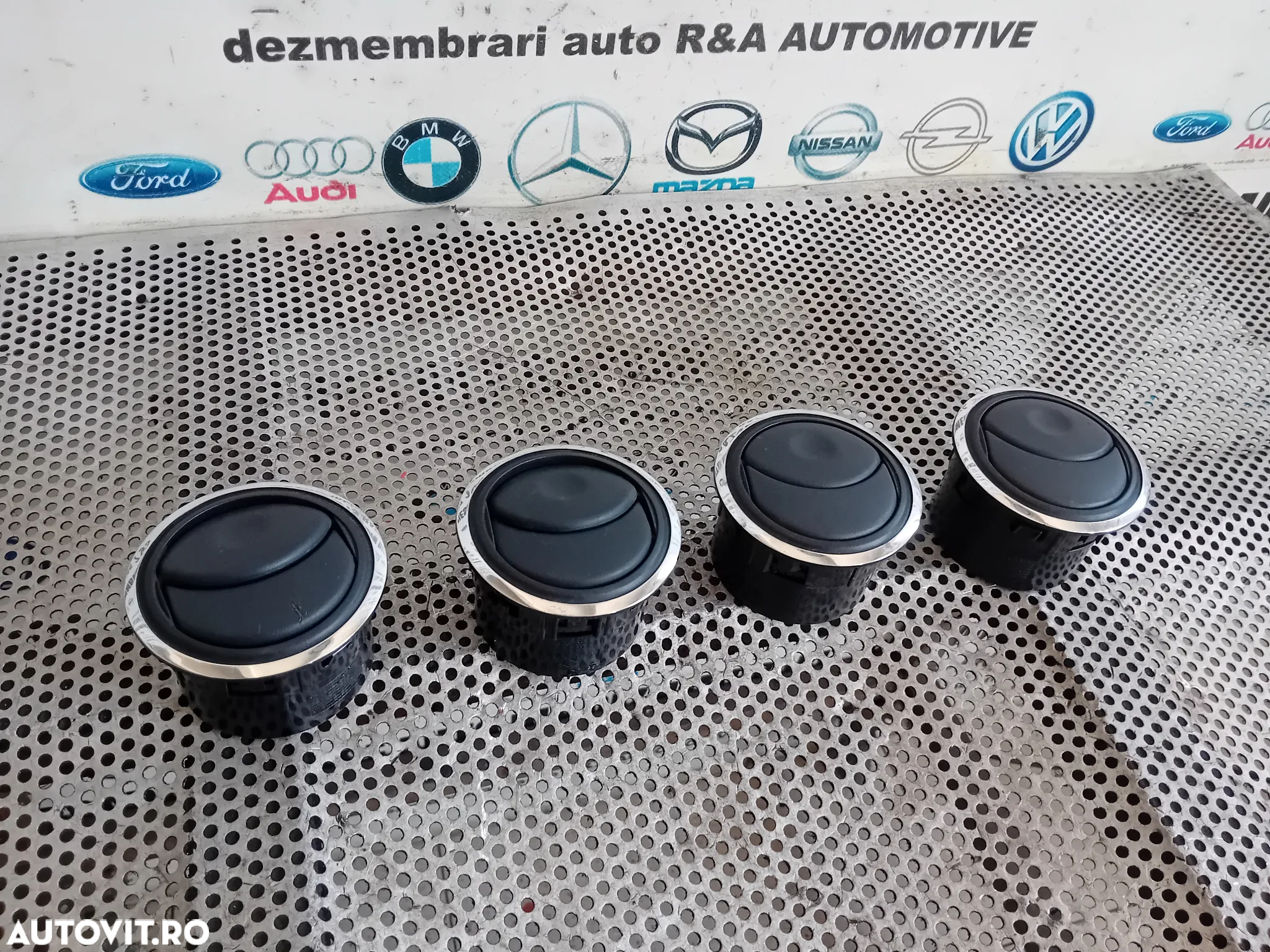 Grile Grila Aerisire Ventilatie Bord Dacia Duster 2010-2017 Motor K9KR858 Cutie TL8B005 - 10