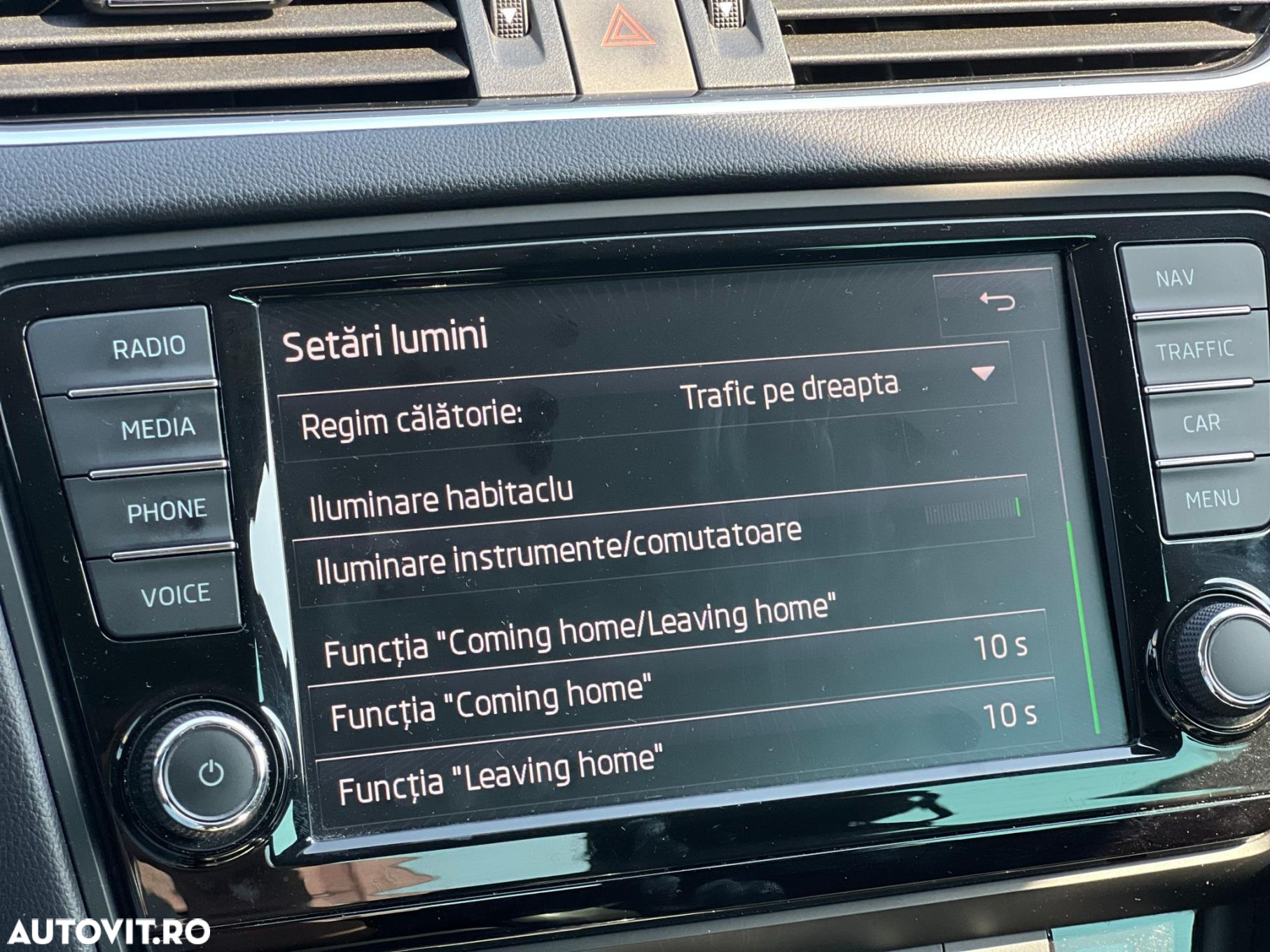 Skoda Octavia 2.0 TDI 4x4 DSG Style - 23