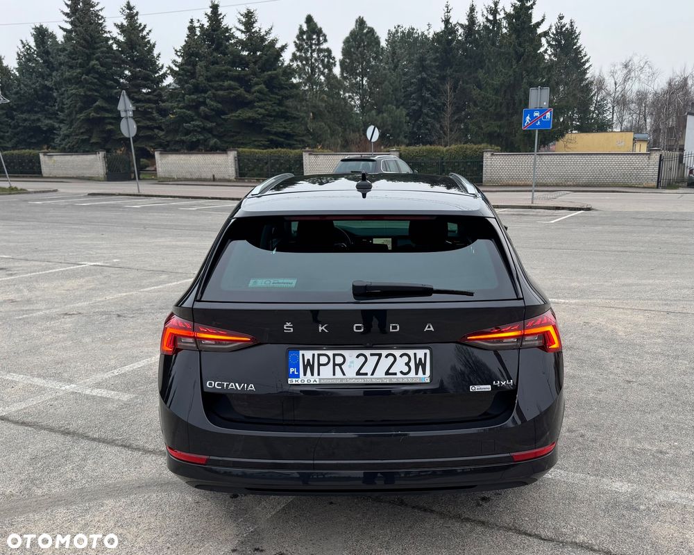 Skoda Octavia 2.0 TDI 4x4 Style DSG - 8