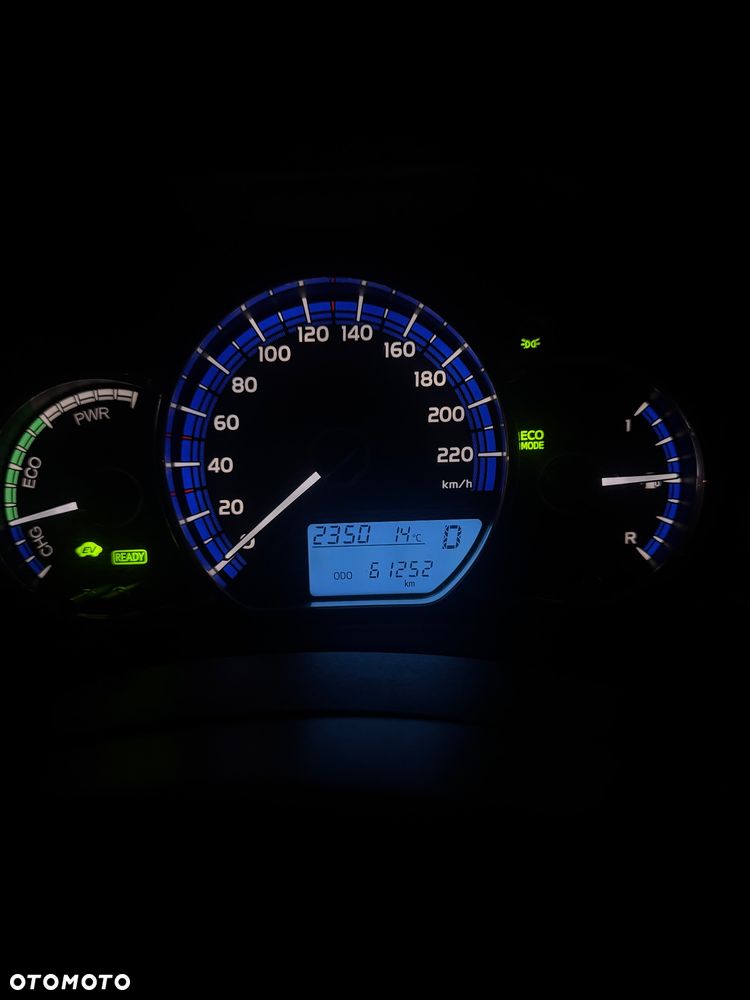 Toyota Yaris Hybrid 100 Dynamic EU6 - 12