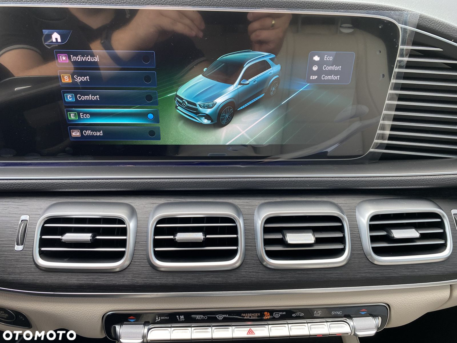 Mercedes-Benz GLE - 21