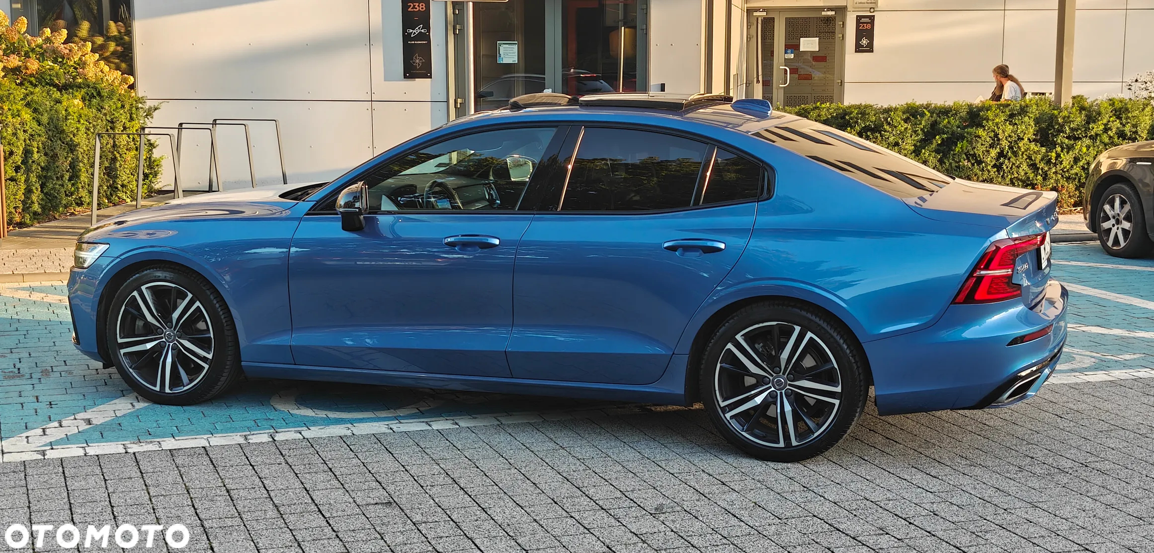 Volvo S60 B5 B AWD R-Design - 8