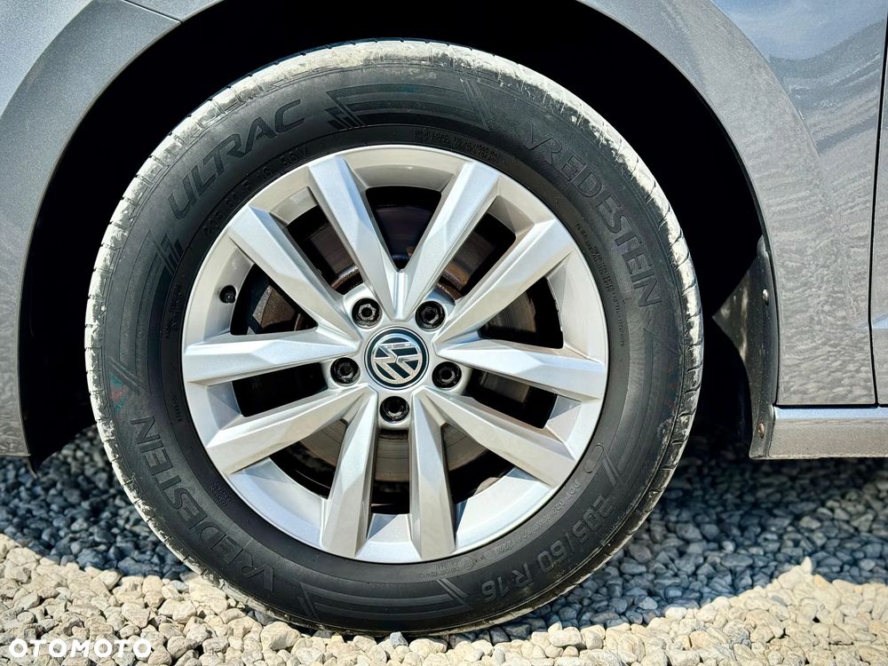 Volkswagen Touran 2.0 TDI SCR (BlueMotion Technology) DSG Highline - 29