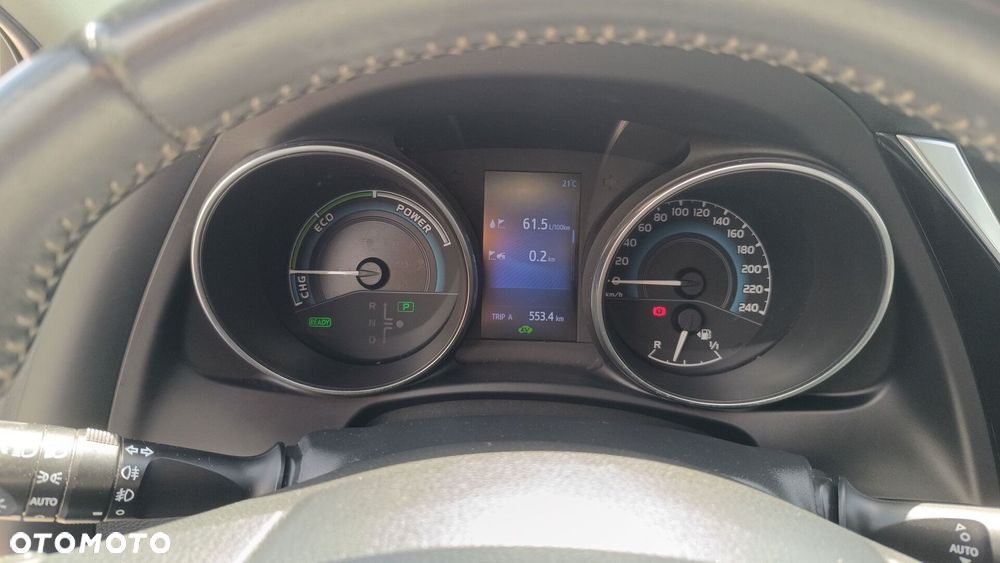 Toyota Auris Hybrid 135 Premium - 17