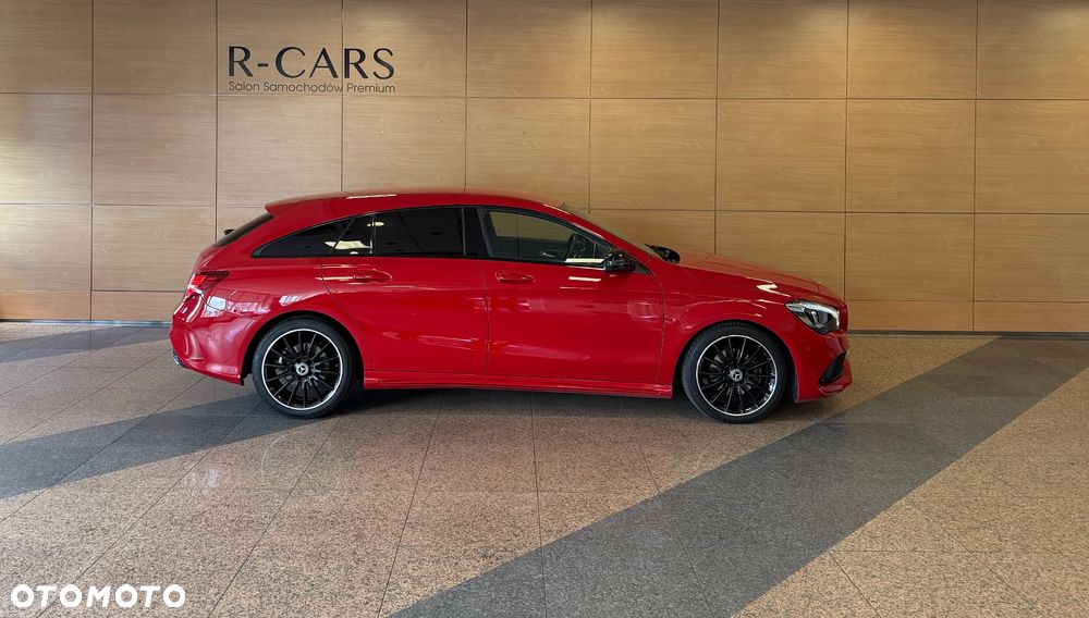 Mercedes-Benz CLA 200 7G-DCT AMG Line - 3