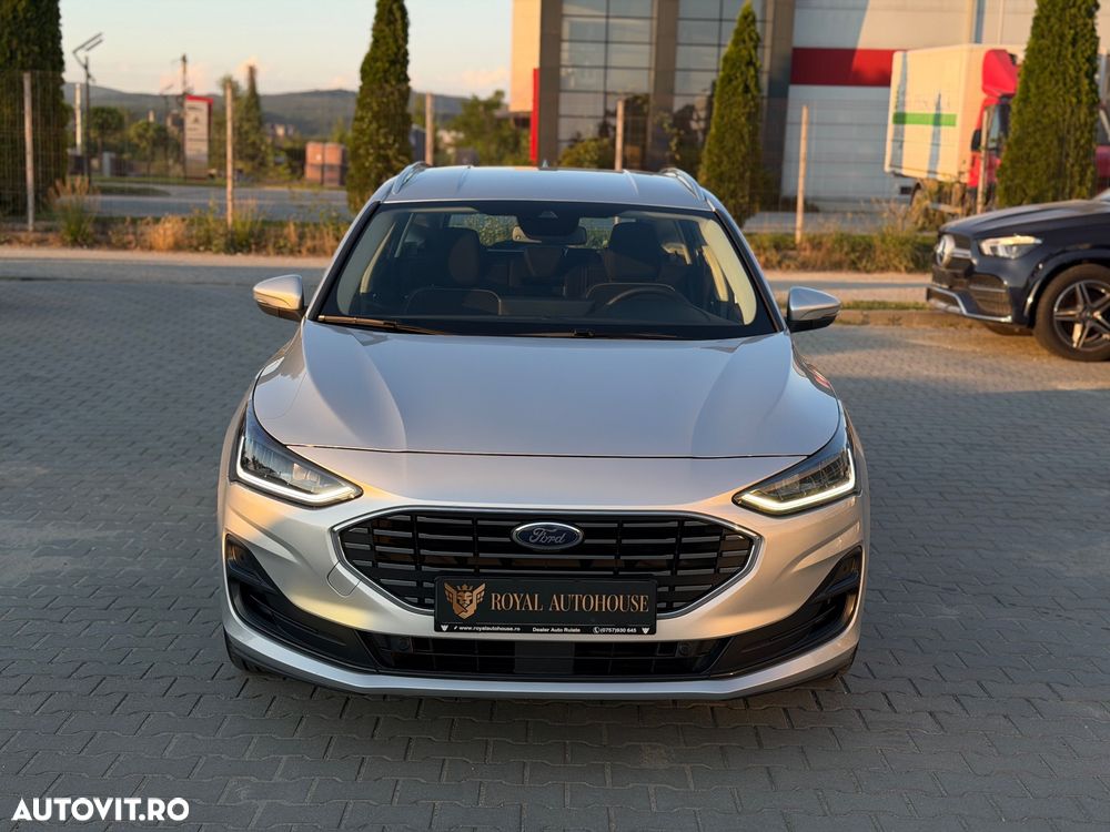 FORD Focus 2023 — imagine 9