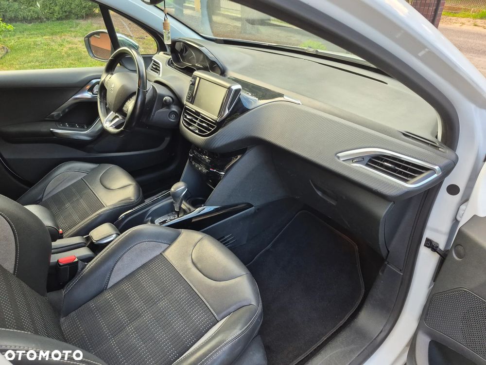 Peugeot 2008 PureTech 110 Stop&Start EAT6 Active - 13
