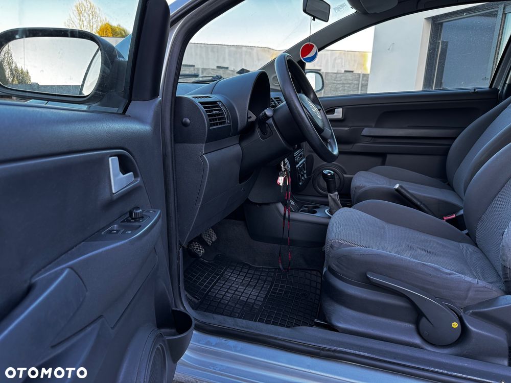 Volkswagen Fox 1.4 TDI - 13