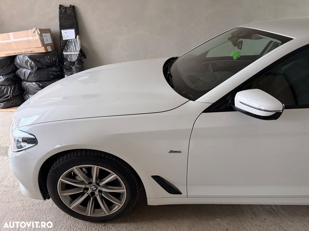 BMW Seria 5 520d xDrive AT - 7