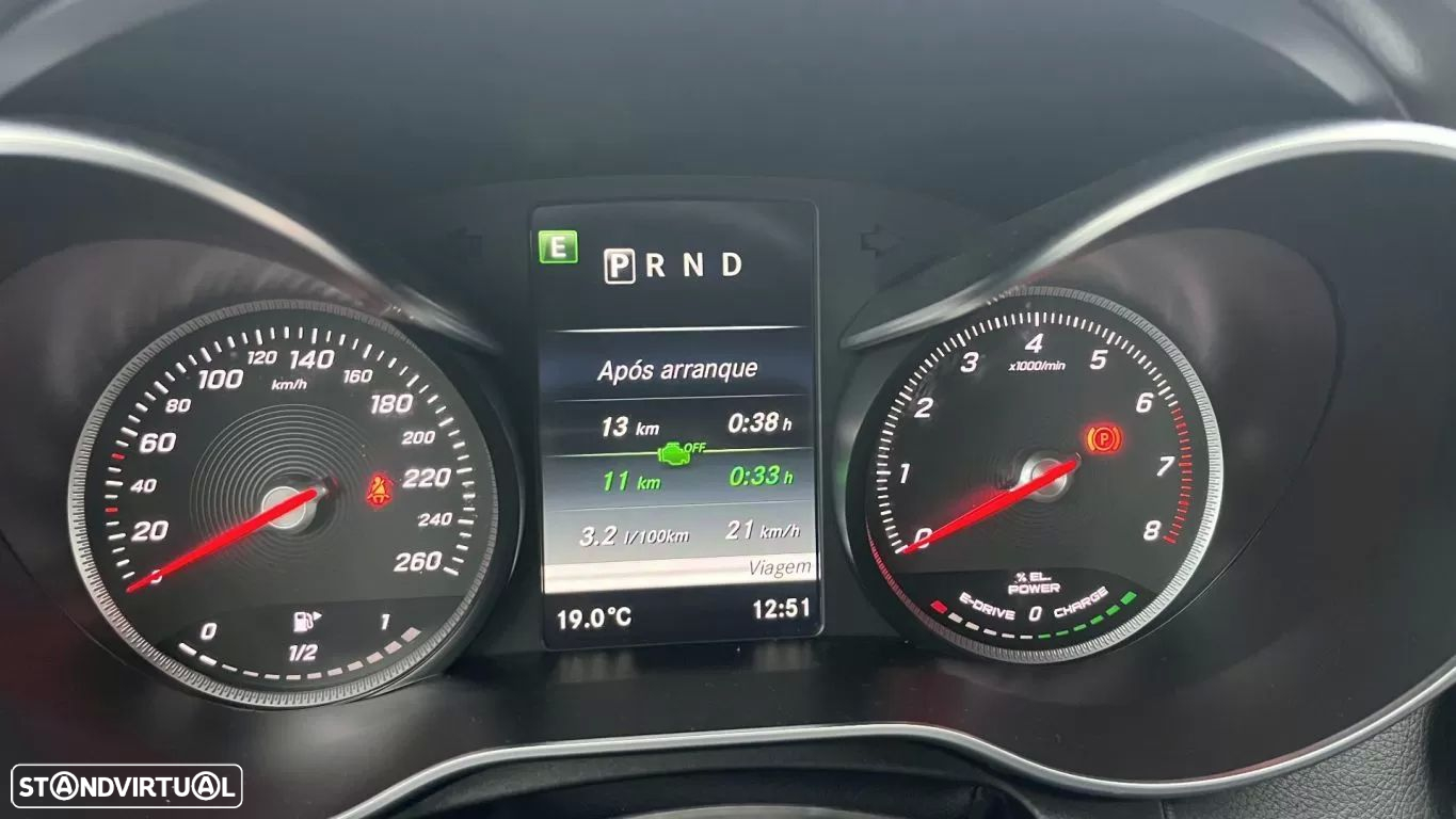 Mercedes-Benz C 350 e T 7G-TRONIC AMG Line - 53