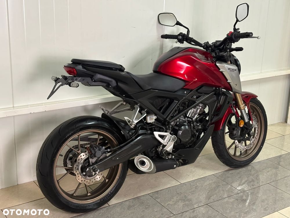 Honda CB - 4