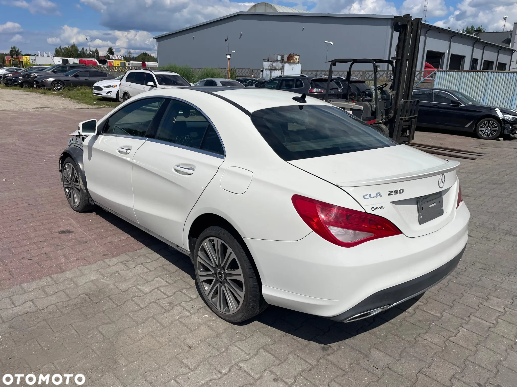 Mercedes-Benz CLA 250 7G-DCT - 3