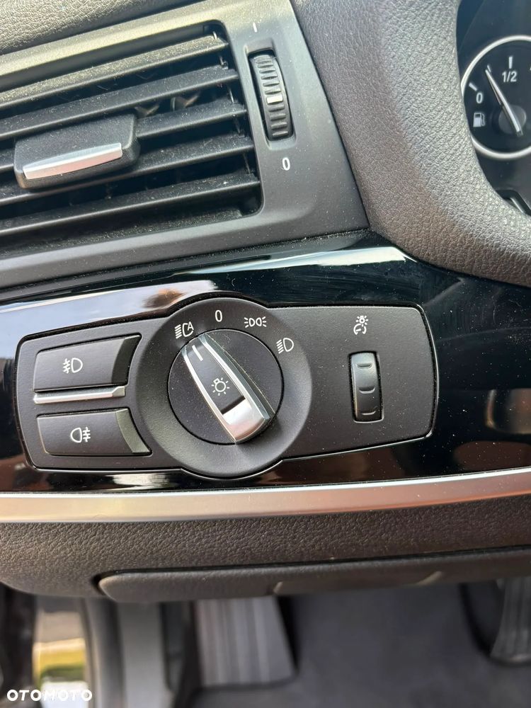 BMW X4 xDrive28i - 16
