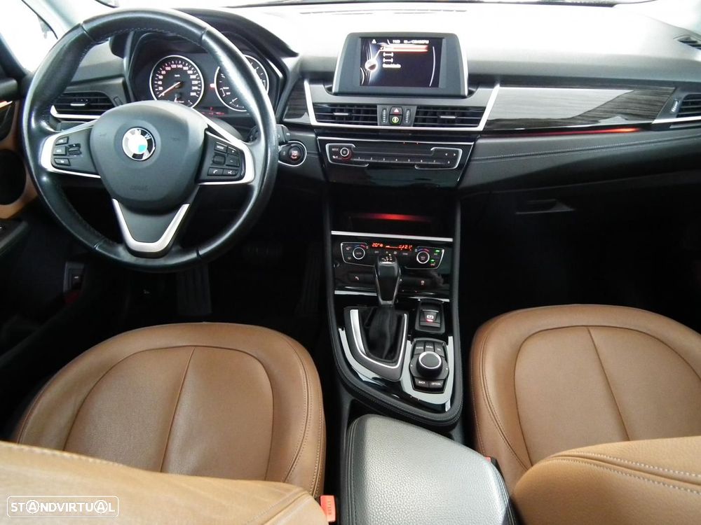 BMW 216 Active Tourer d Line Luxury Auto - 21