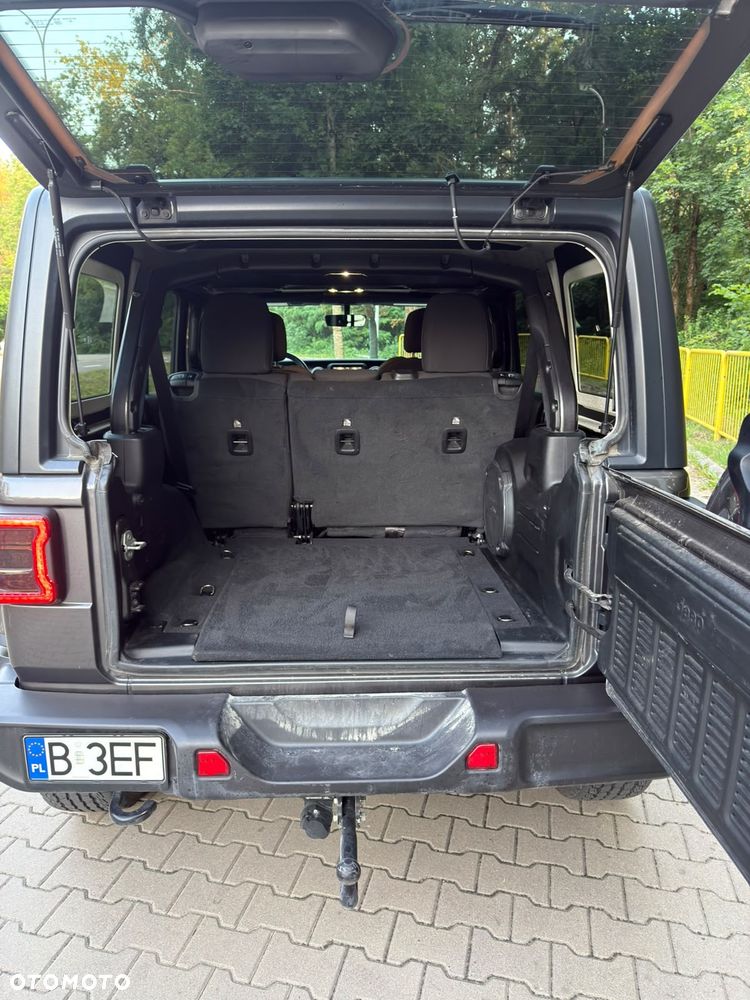 Jeep Wrangler - 14