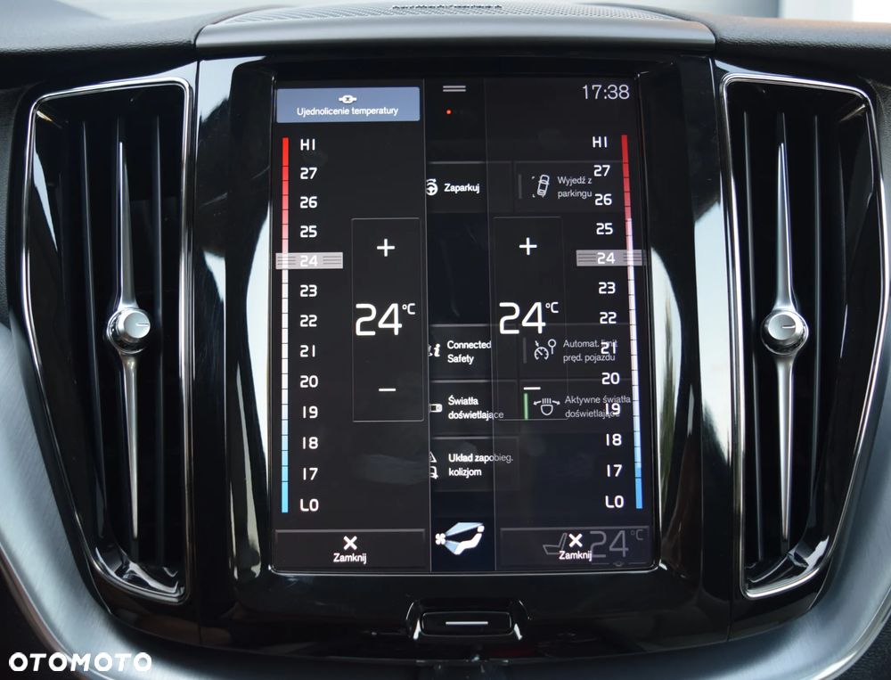 Volvo XC 60 D4 AWD Geartronic Momentum - 33