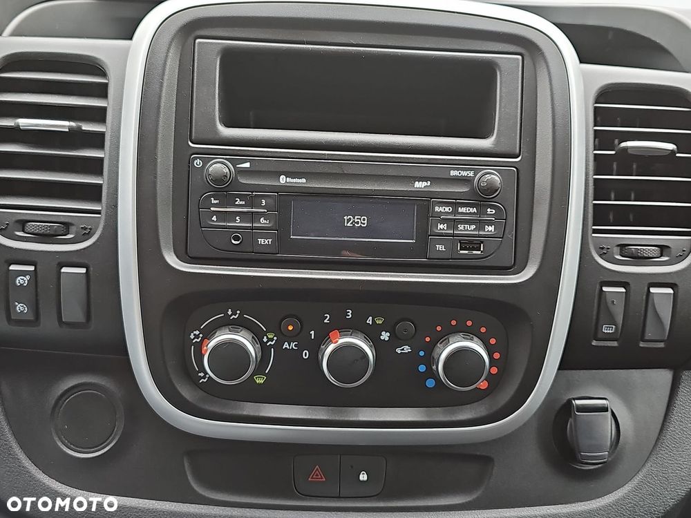 Renault trafic - 13