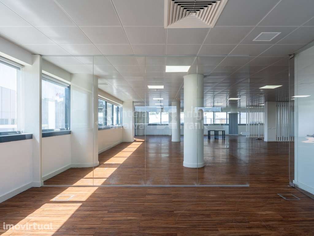 Escritório para arrendamento em Carnaxide - Grande imagem: 4/28