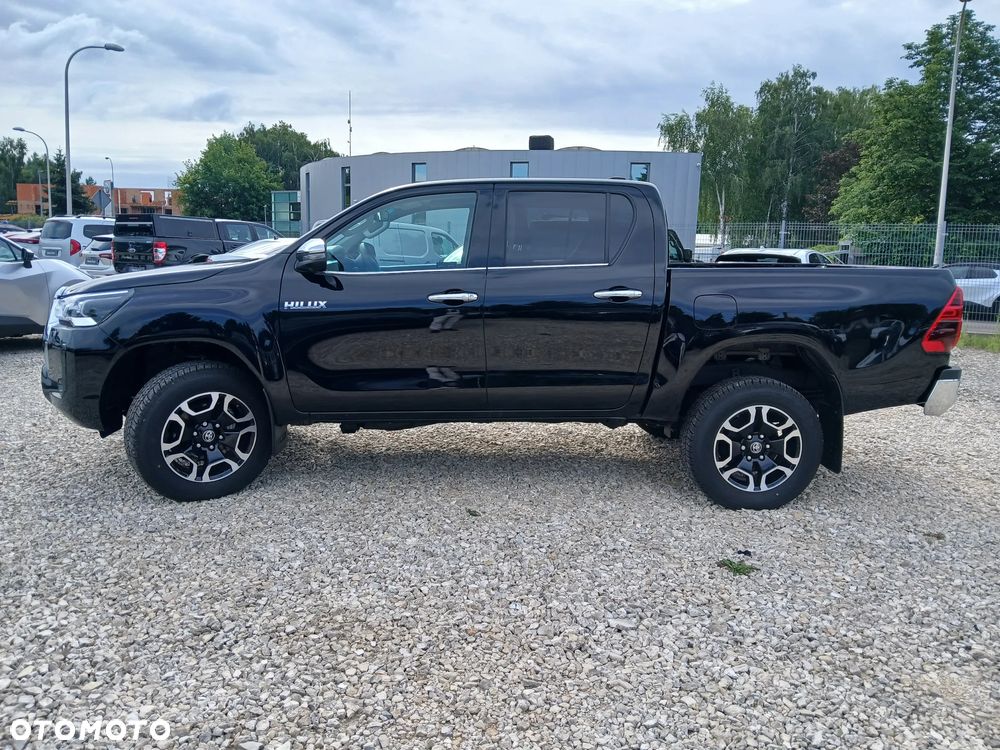 Toyota Hilux 2.8 D-4D mHEV Double Cab Executive 4x4 - 14