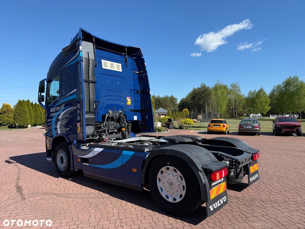 Volvo FH 500 *GLOBETROTTER* KLIMA POSTOJOWA* LODÓWKA* KOŁA 315/70-95%* ACC* Z FRANCJI - 5