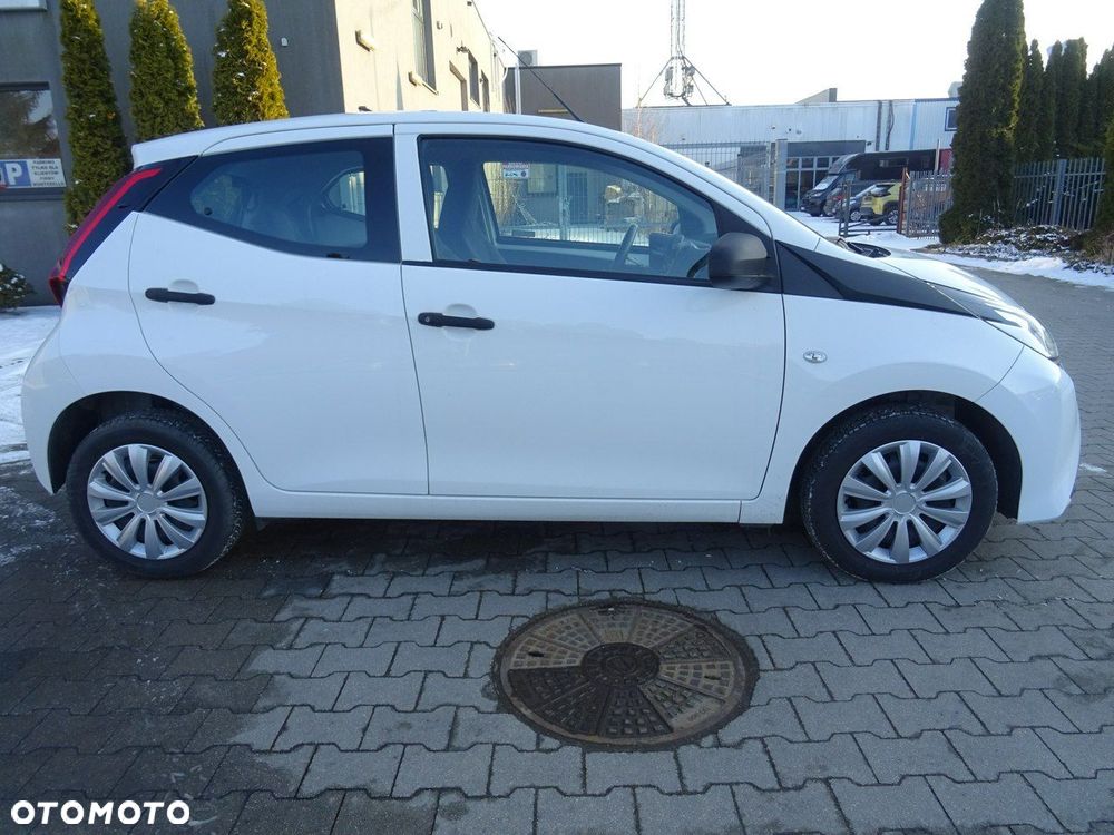 Toyota Aygo - 16