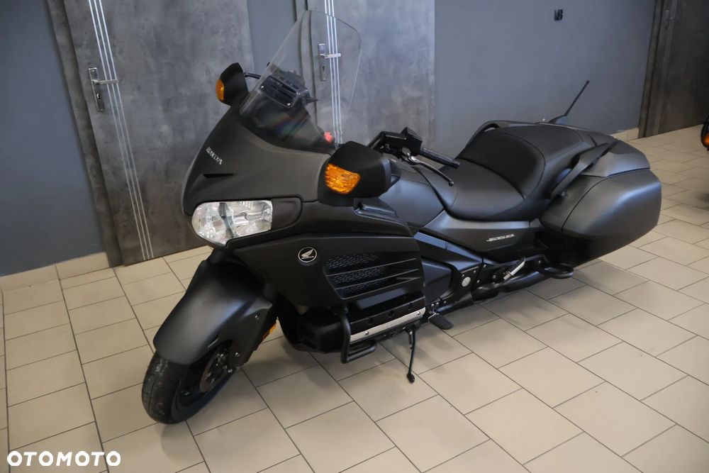 Honda GL - 13