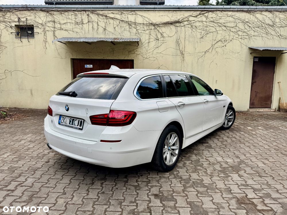 BMW Seria 5 520d xDrive Luxury Line - 3
