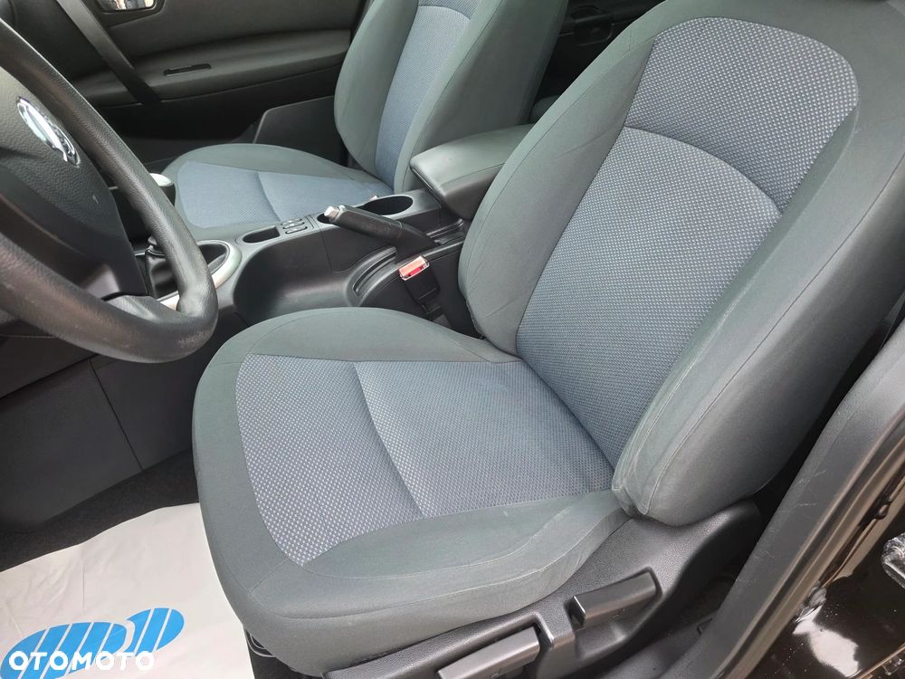 Nissan Qashqai+2 2.0 Visia - 38