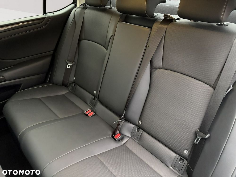 Lexus ES - 23