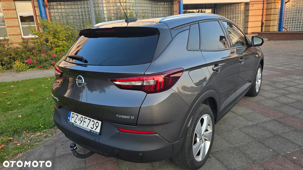 Opel Grandland X - 11