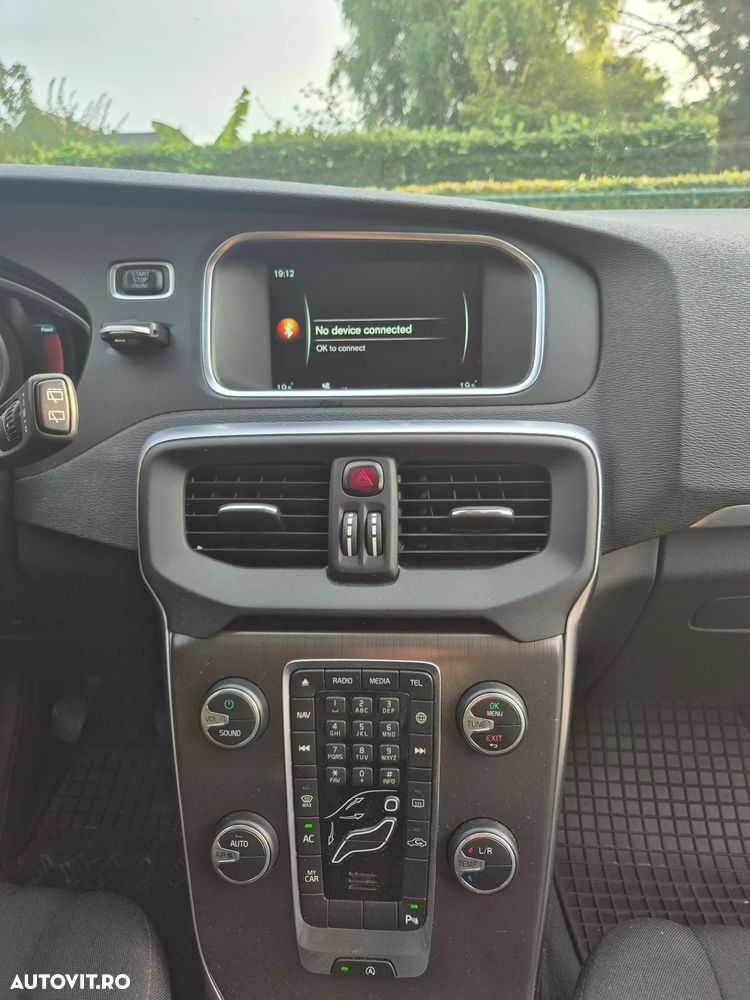 Volvo V40 D2 - 7