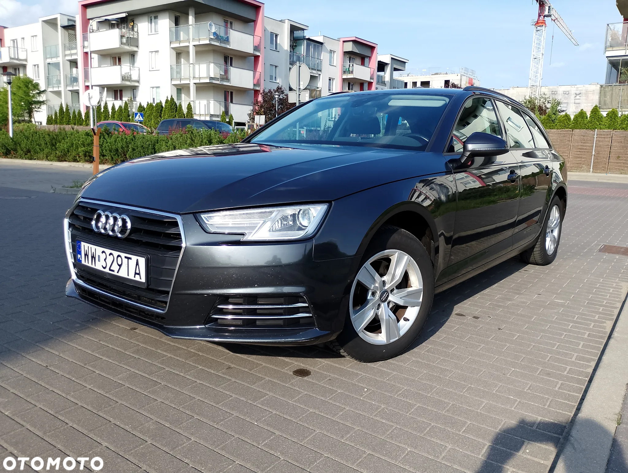 Audi A4 2.0 TDI S tronic - 5