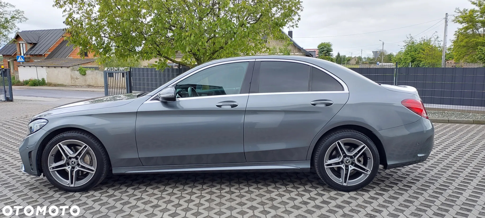 Mercedes-Benz Klasa C 220 d 9G-TRONIC - 25