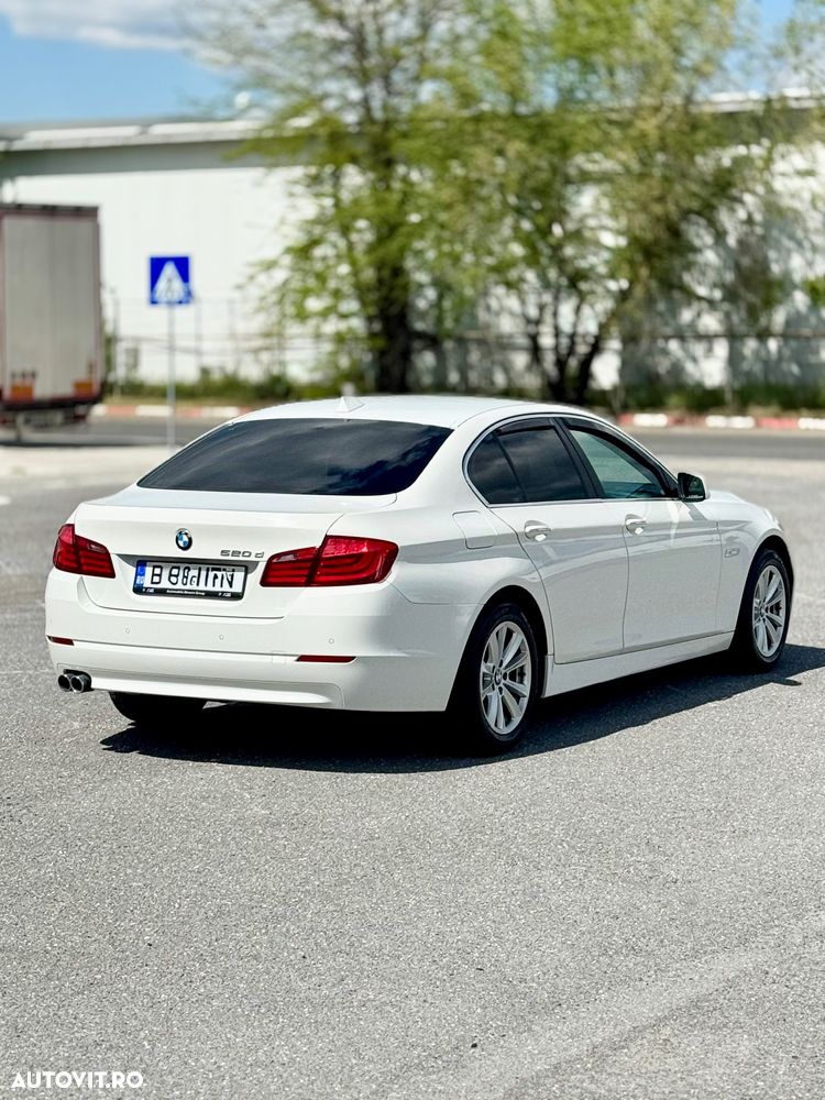 BMW Seria 5 520d BluePerformance Aut. - 10