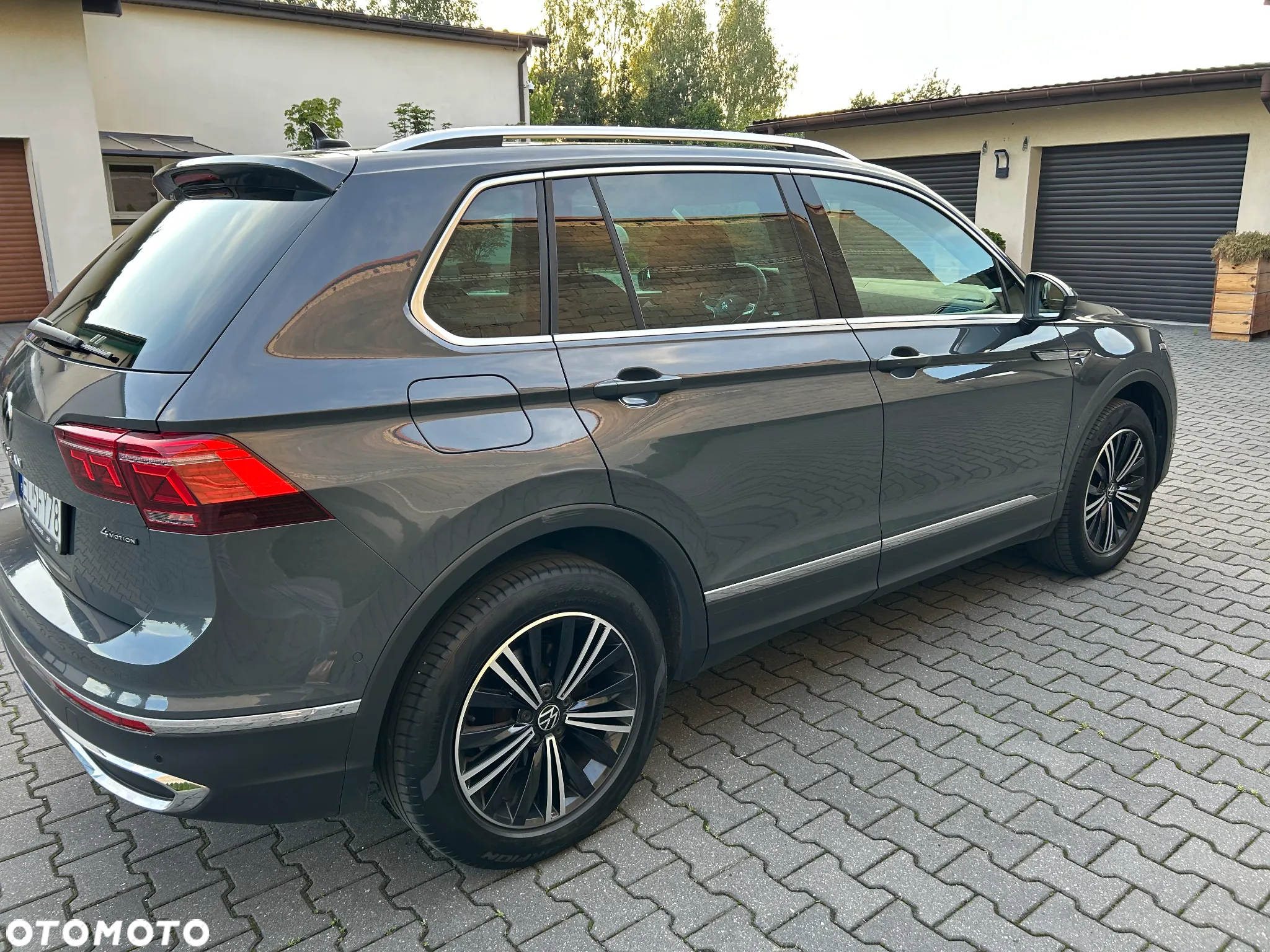 Volkswagen Tiguan 2.0 TSI 4Mot Elegance DSG - 7