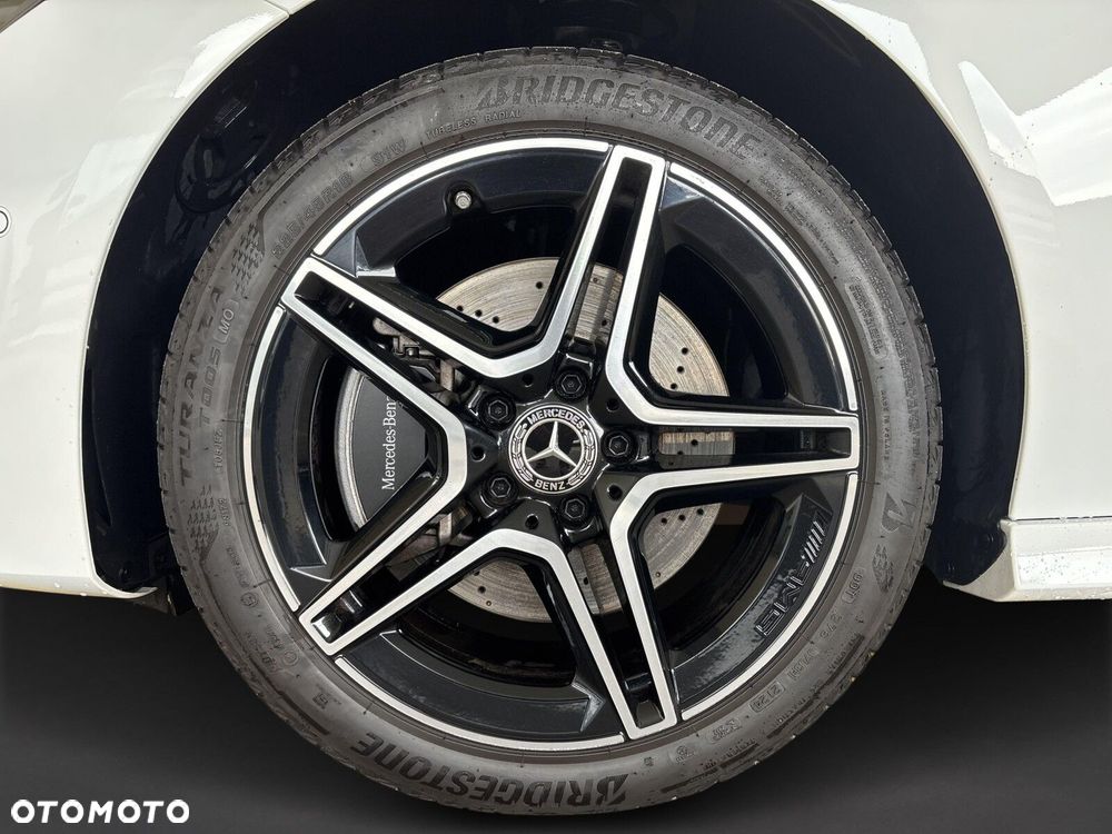 Mercedes-Benz CLA - 10