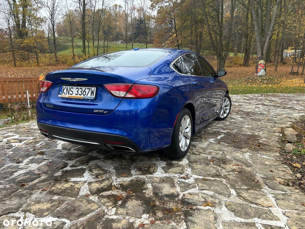 Chrysler 200 - 9