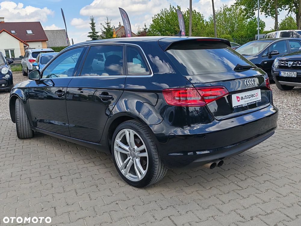 Audi A3 Sportback - 11