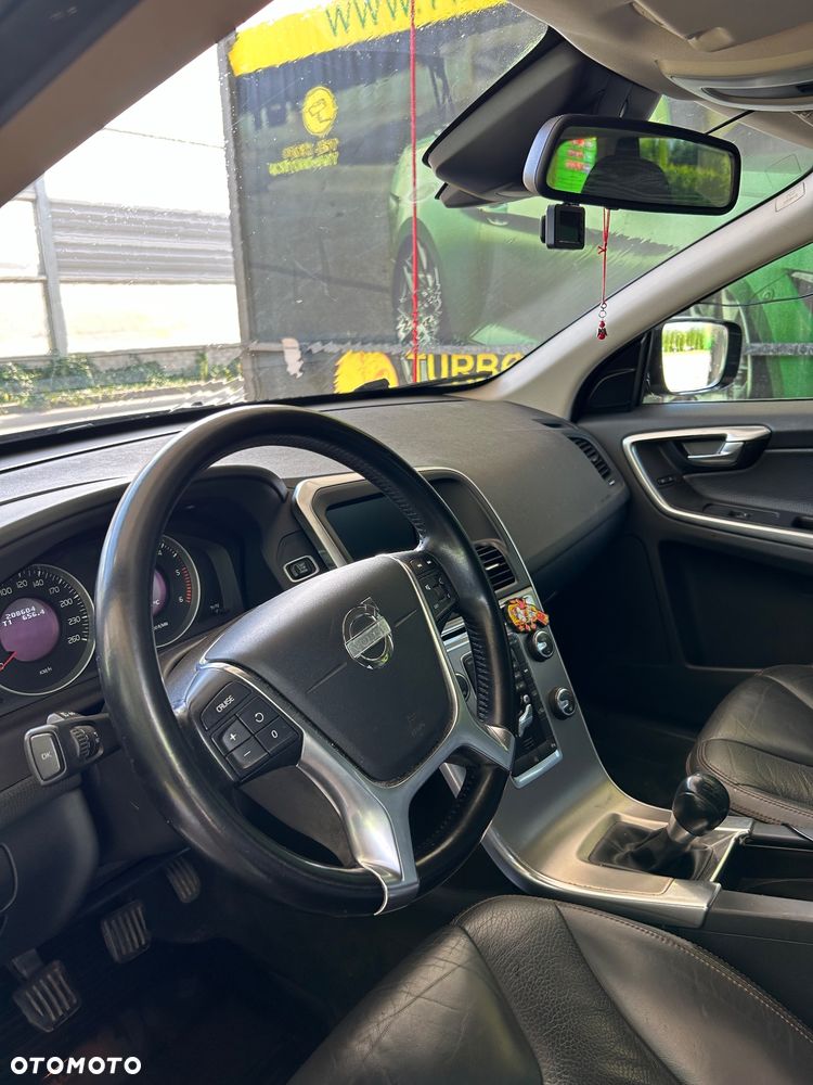 Volvo XC 60 DRIVe Kinetic - 9