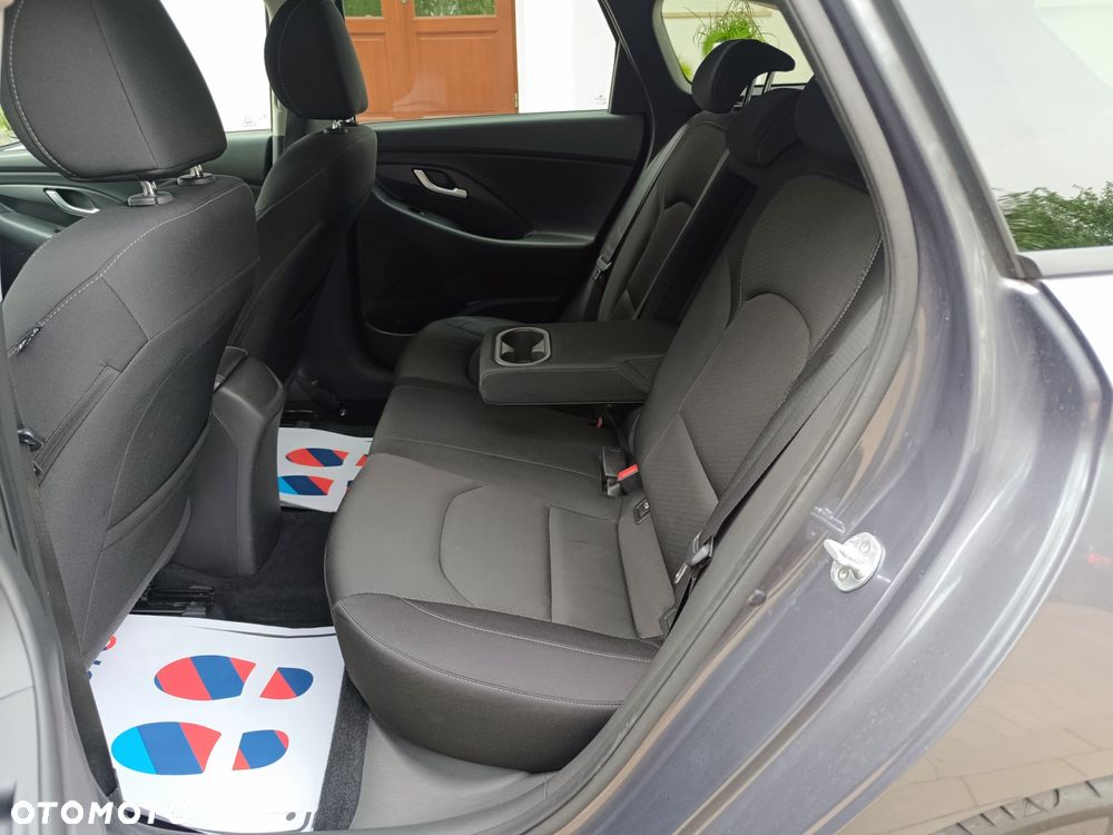 Hyundai i30 blue Kombi 1.6 CRDi Style - 35