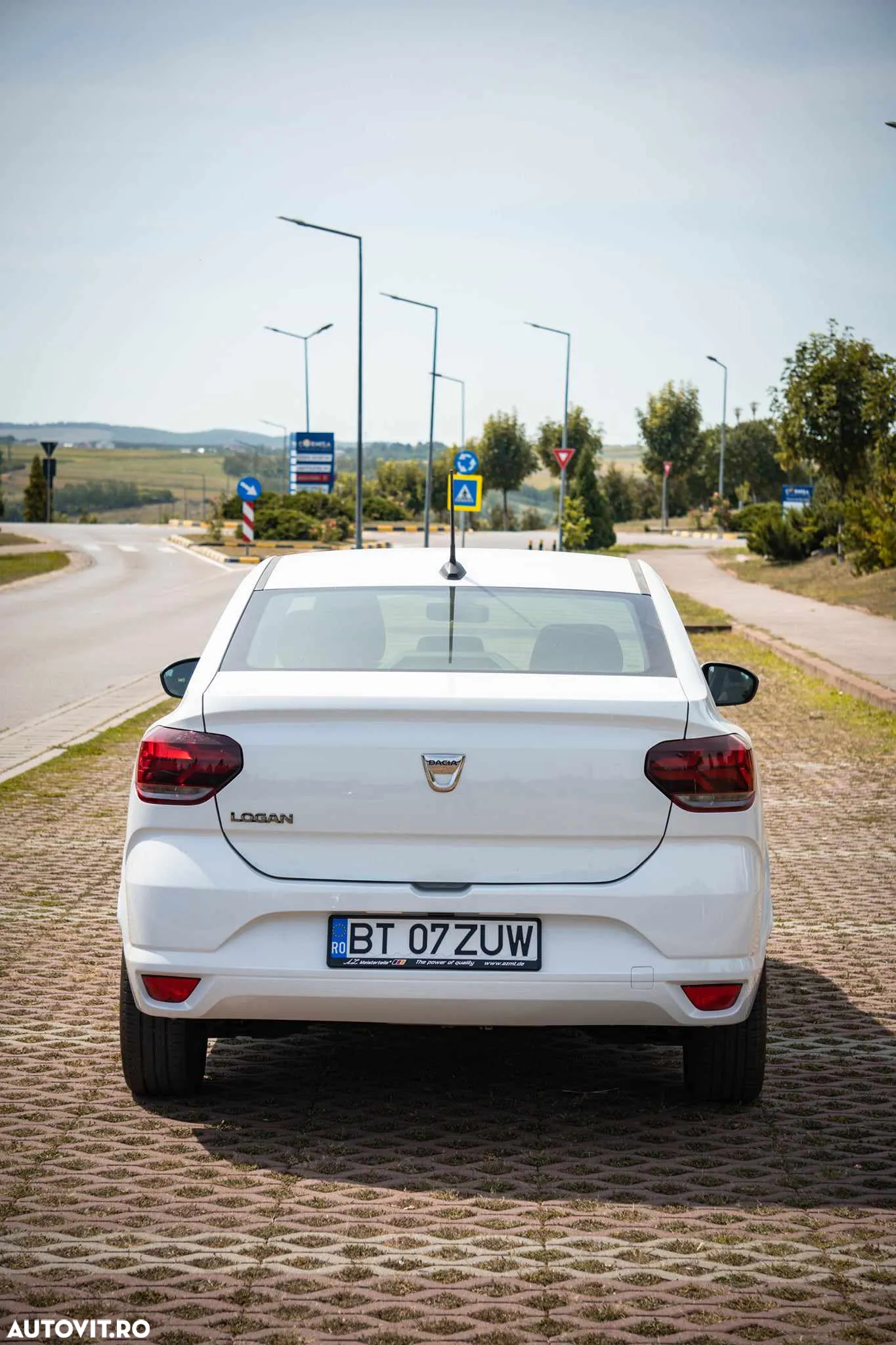 Dacia Logan ECO-G 100 MT6 Comfort - 36