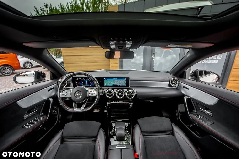 Mercedes-Benz CLA 220 Shooting Brake 7G-DCT AMG Line - 23