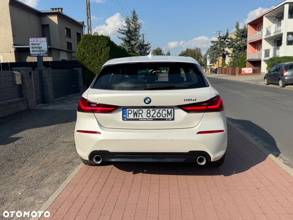 BMW Seria 1 118d Sport Line - 9